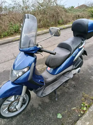 Piaggio Beverly 125