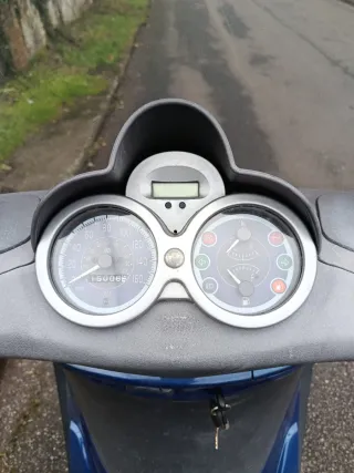 Piaggio Beverly 125