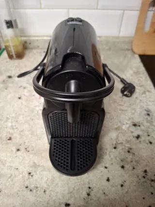 Cafetera Nespresso DeLonghi