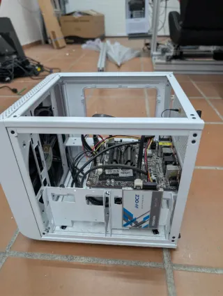 Caja PC Thermaltake Domótica