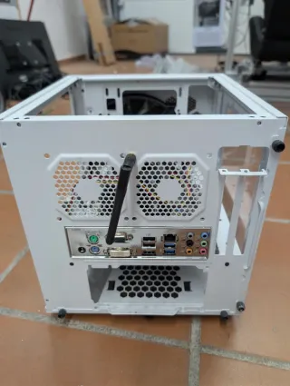 Caja PC Thermaltake Domótica