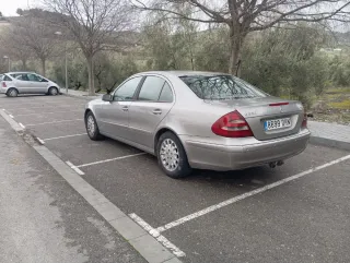 Mercedes-Benz Clase E 2005