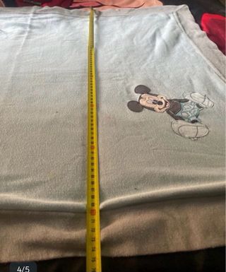 3 Toquillas Bebé Mickey, Oso y Abeja.Las3 und 5€