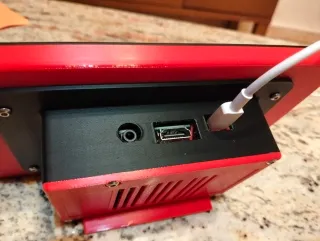 Raspberry pi 3 B con pantalla táctil 7 pulgadas.