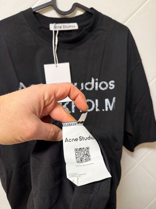 Camiseta Acne Studios Stockholm 1996 Talla Única