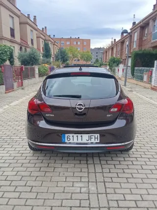 Opel Astra 2015