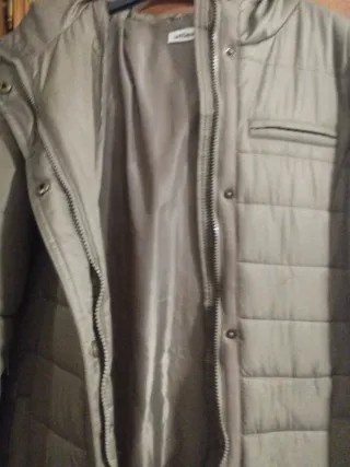 Chaquetón color vison con capucha y cinturón