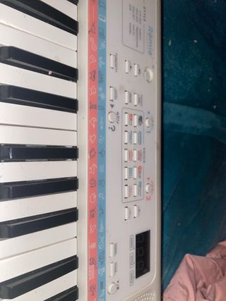 Teclado Yamaha Remie