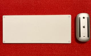 Teclado y Magic Mouse Apple Plata/Blanco