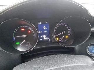 Renting - TOYOTA C-HR 1.8 125H Advance