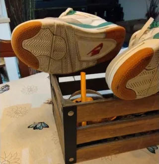 Nike Air Jordan 4 Retro SB Pine Green