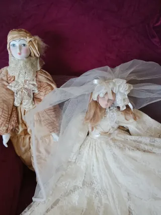 Muñecas de Porcelana Antiguas: Arlequín y Novia