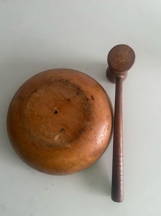 Cascanueces Madera Vintage con Mazo y Cuenco