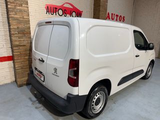 Peugeot Partner HDi 102 con enganche remolque 2021