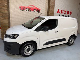 Peugeot Partner HDi 102 con enganche remolque 2021