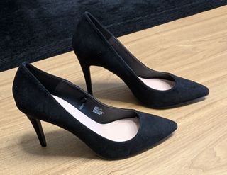 Zapatos de tacón 10cm. Nuevos. Talla 42