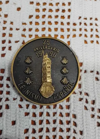 Coleccion Medallas, pins i llavero (club Leones)