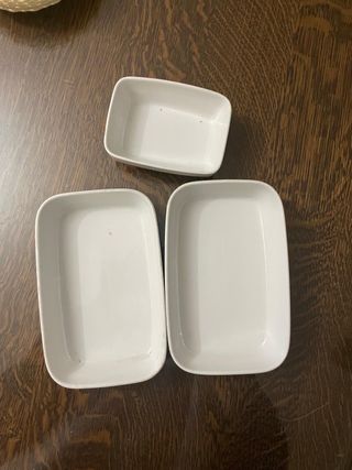 Bandejas de cerámica blancas