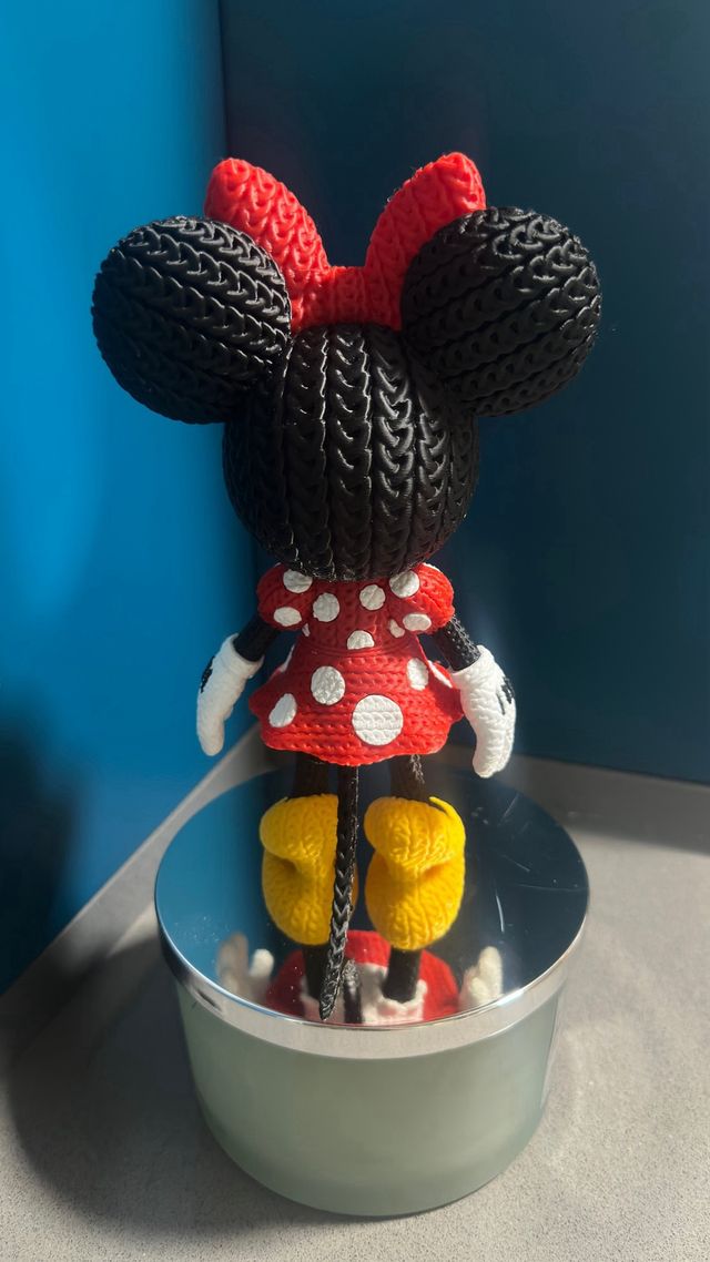 Minnie Impresa en 3D Estilo Crochet