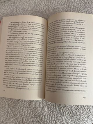 Las hijas de la Villa de las Telas / The Daught...