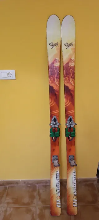 Esquís travesía Movement 116-77-106