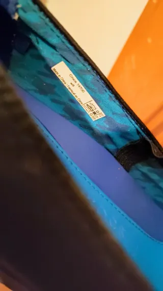 Zapatos cuña marca Crocs negros