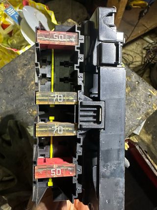 Caja Fusibles BSM Siemens U118470003 L