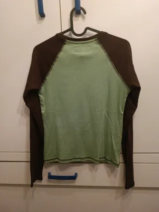 Camiseta Zara Mickey Mouse Verde y Marrón