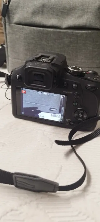 Cámara Panasonic Lumix DC-FZ82