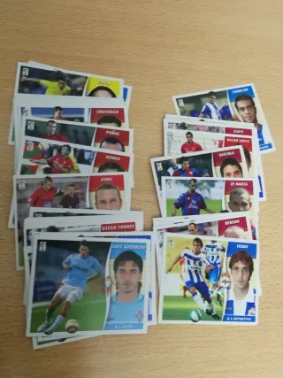 53 cromos Este 06/07, 21 Colocas, sin pegar