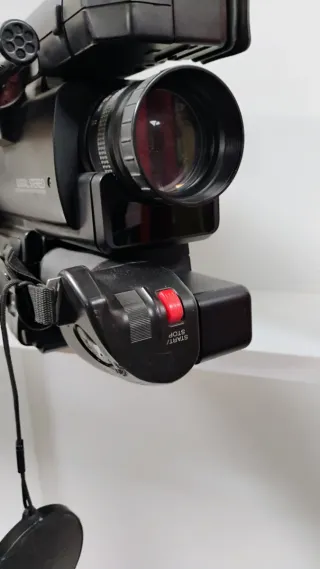 Cámara Sony HI8 Video8 PRO V200E