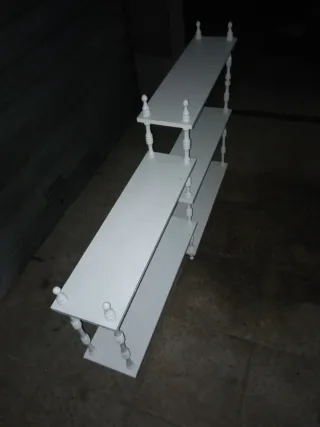 Estantería blanca modular