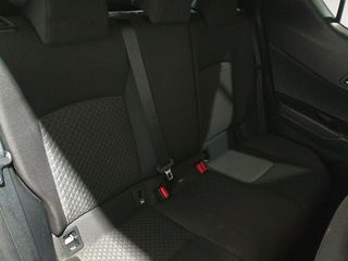 Toyota C-HR Hybrid Advance