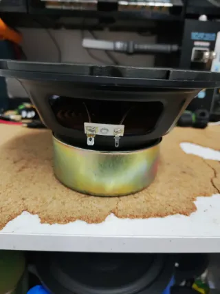 Subwoofer JBL Negro/Plateado