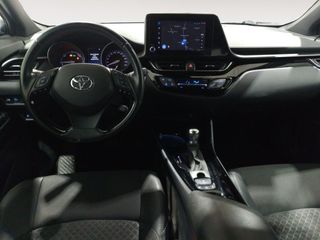 Toyota C-HR Hybrid Advance