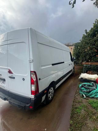 Nissan Interstar 2023