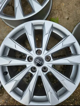 Llantas Audi 18 7.0Jx18H2-ET43
