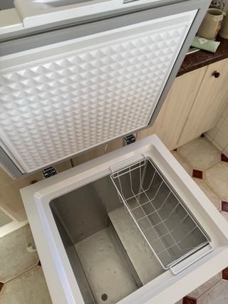 Congelador vertical blanco Schneider