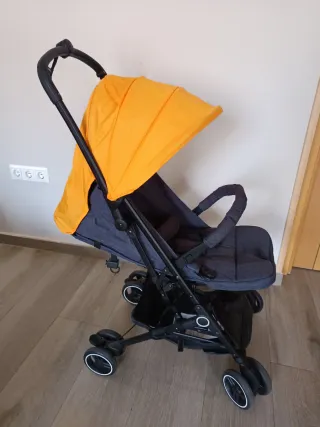 Silla de paseo plegable para avión