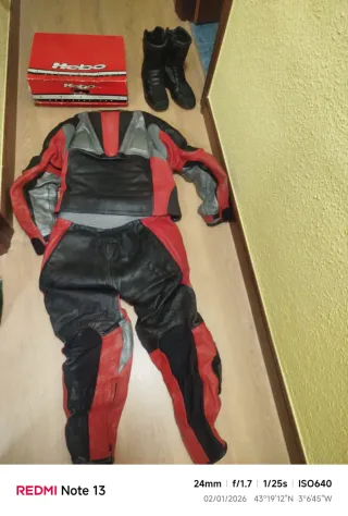 Buzo Hebo Moto Rojo y Negro