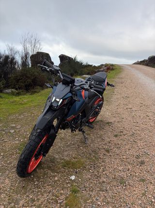 Zontes U1 125 Enduro Manual 9.000