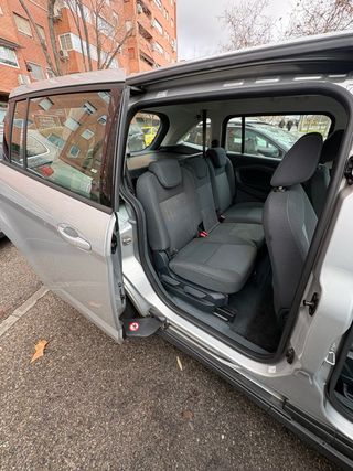 Ford Grand C-MAX 2014