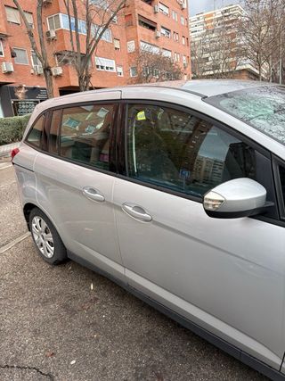 Ford Grand C-MAX 2014