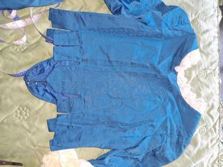 Falda de fallera lisa azul 89 de largo.