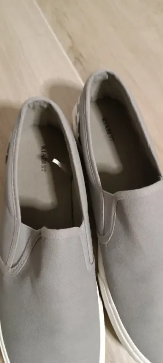 Zapatillas lona sin cordones T43 NUEVAS