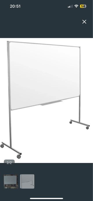 Pizarra blanca con ruedas