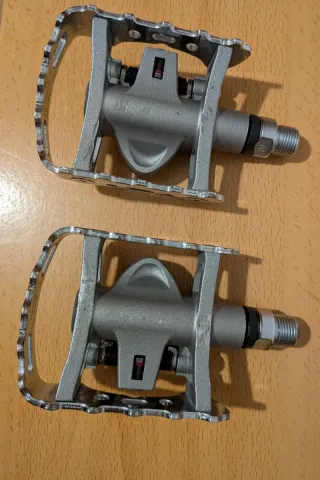 Pedales automáticos Shimano M324 SPD Mixtos MTB