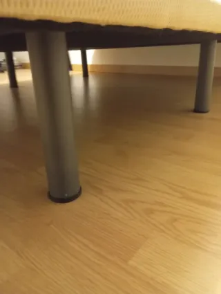 Base de cama de madera