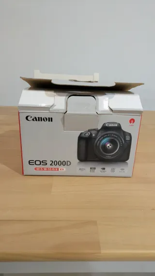 Cámara Canon EOS 2000D Kit EF-S 18-55mm