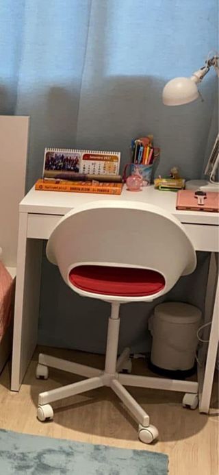 Escritorio y Silla IKEA Blanco/Rojo